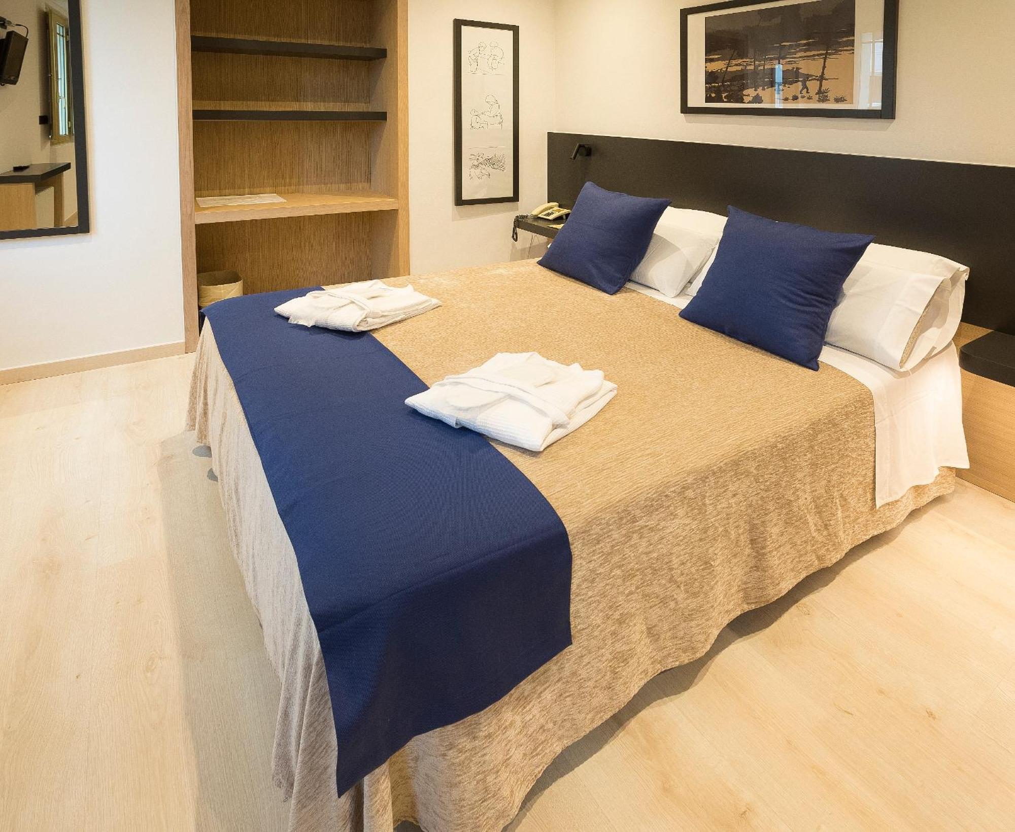 Hotel Roma Sarria Zewnętrze zdjęcie